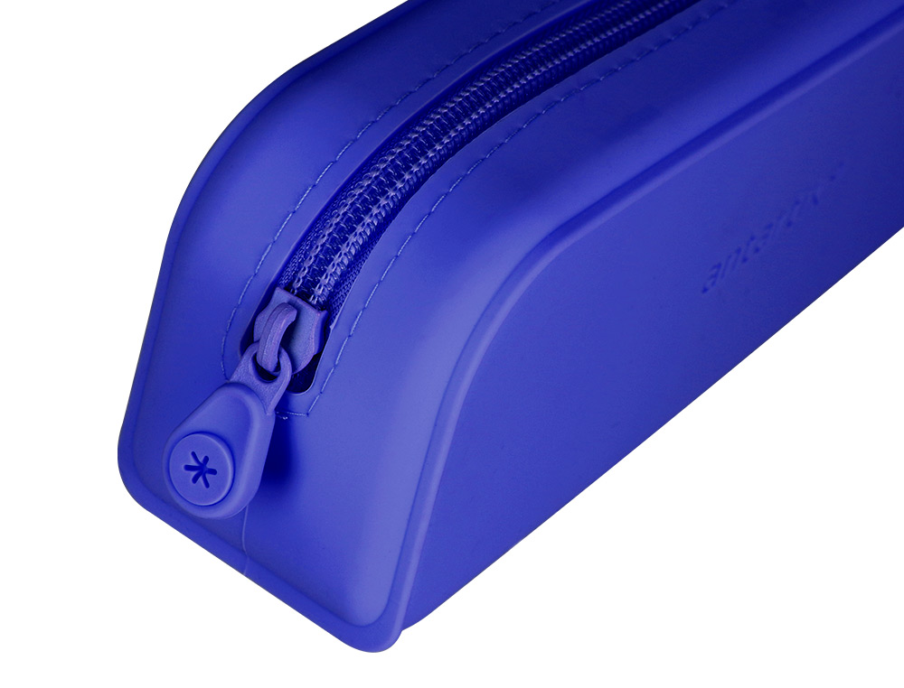 ESTUCHE PORTATODO ANTARTIK PRISMA SILICONA SOFT RECTANGULAR 185X50X75 MM COLOR AZUL OSCURO